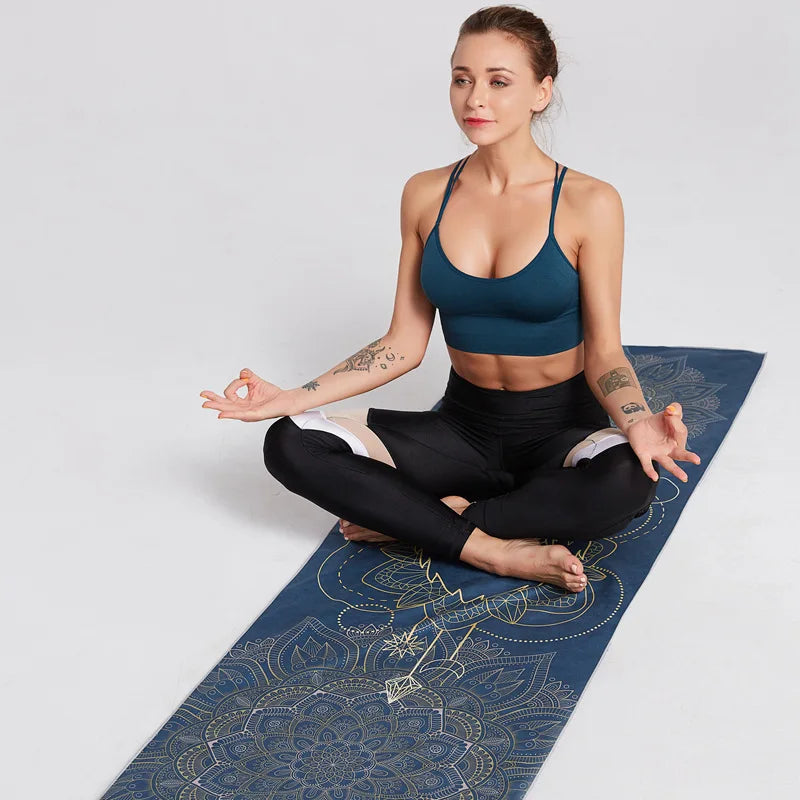 Double-Sided Velvet Yoga Mat Towel - Non-Slip, Portable Fitness and Beach Quick Dry Towel